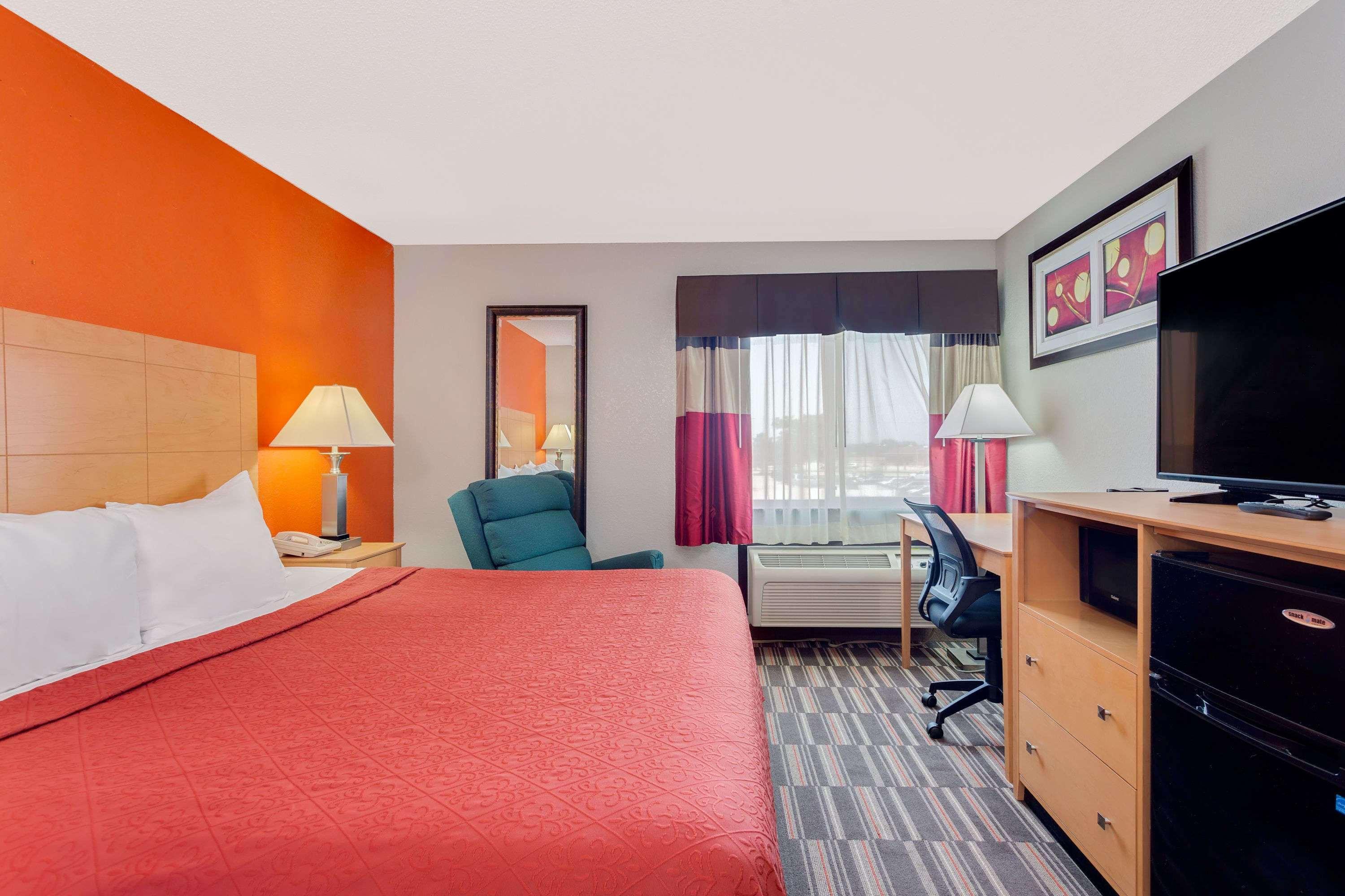 Days Inn By Wyndham Racine/Sturtevant Eksteriør billede